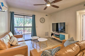 Hilton Head Condo with Covered Balcony and Pool Access